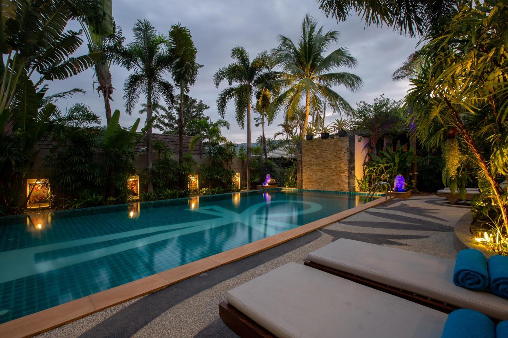 2 Secluded Private *